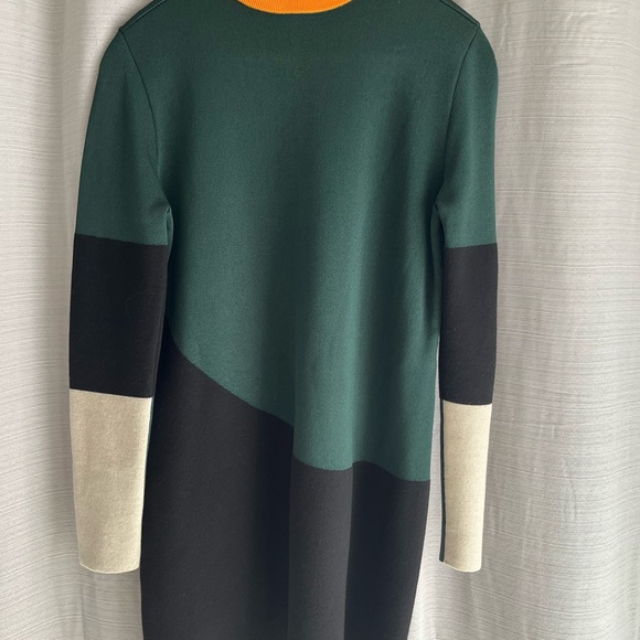 Alexander McQueen colorblock Green and Black Long Sleeve Dress - Picture 2 of 4